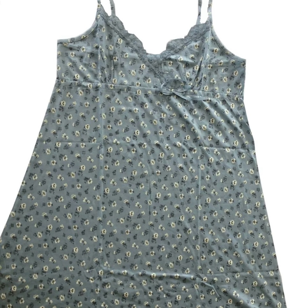 Floral Lace-Trimmed Nightgown